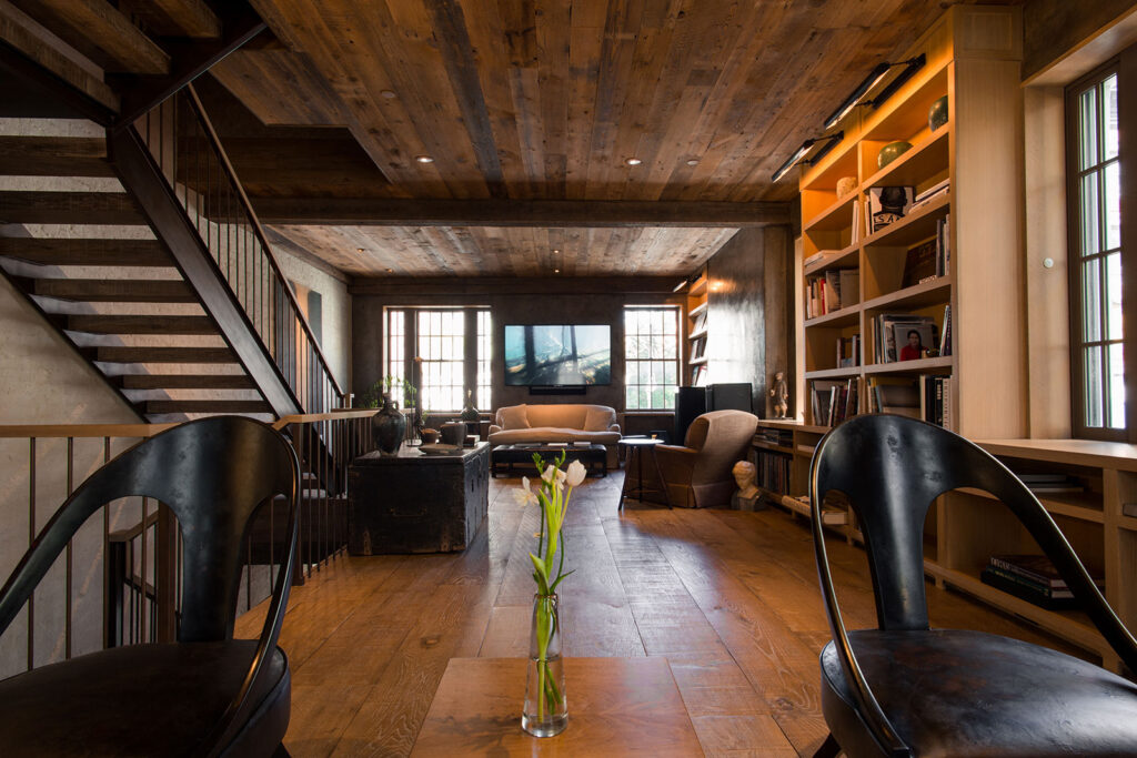 A picture of woodwork in a townhome